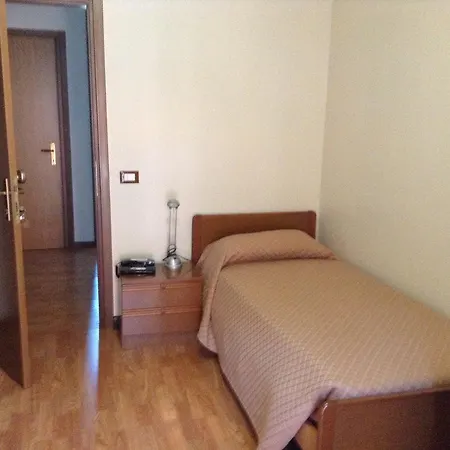 Hotel Galles 2*