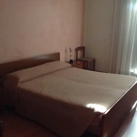 Galles Hotel 2*